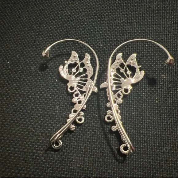 Elegant Silver Butterfly Earrings - Picture 3 of 7